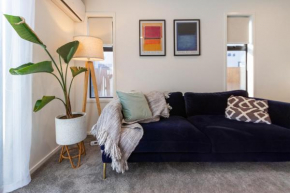 Serenity by the Sea: Coastal Escape1 bed 1 bath